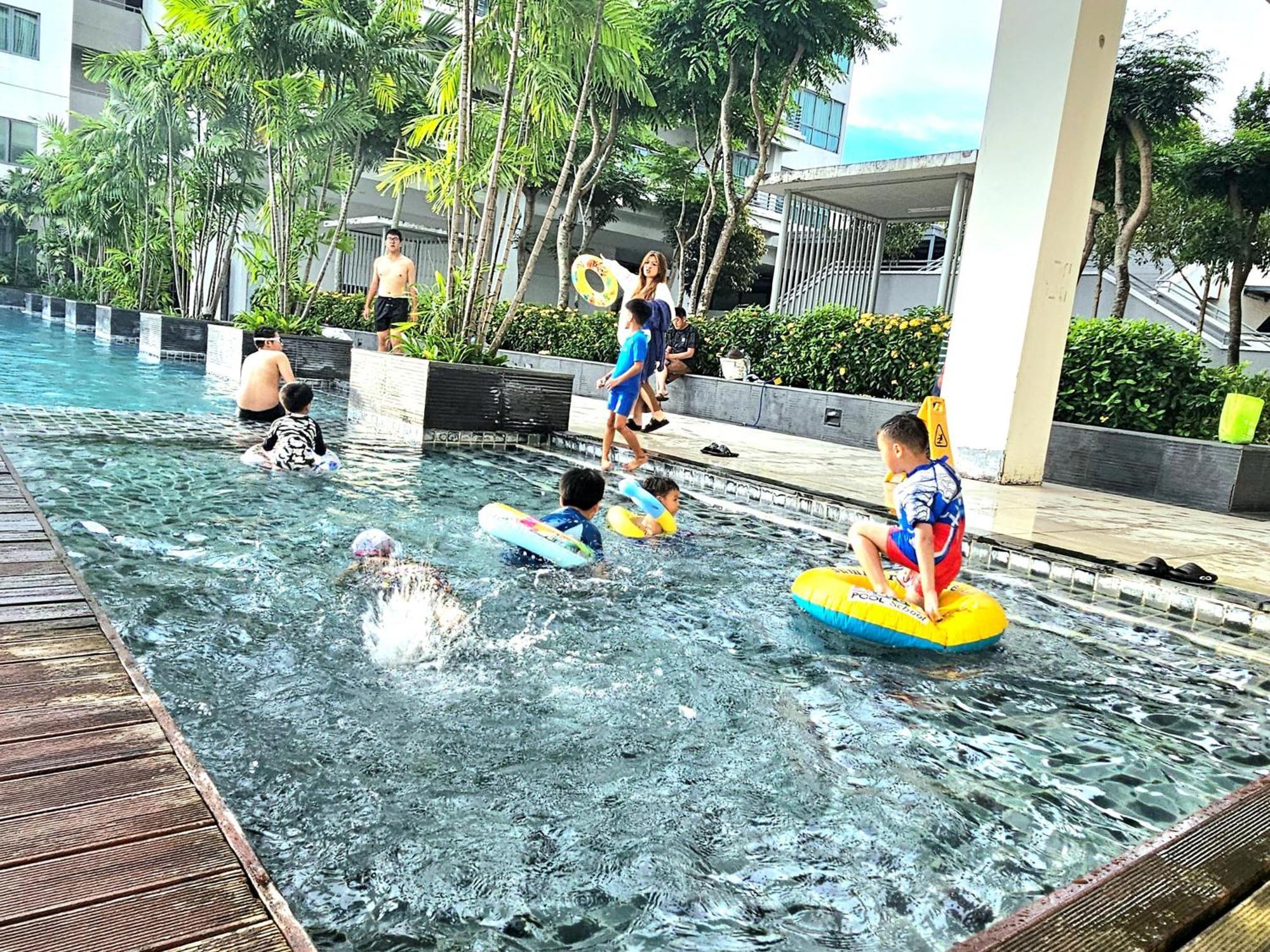 Apartment The Loft D Residence, Imago Kk - 4 Bedrooms, 10pax
